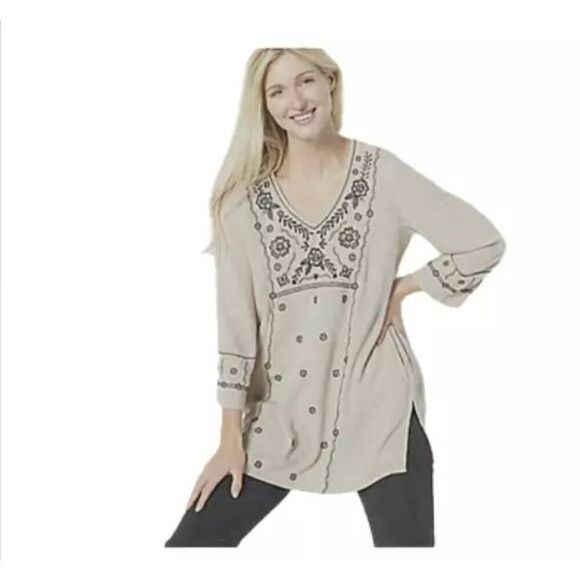 Susan Graver Embroidered Crinkled Gauze V-Neck Tunic in Beige Size S - Picture 1 of 10